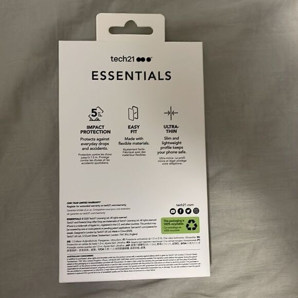 Tech21 Essentials for iPhone 12 / 12 pro Black - Picture 9 of 9